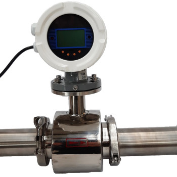MAGNETIC FLOW METER